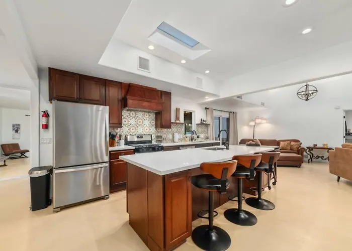 Holiday home Private Luxury Gem W/ Pool & Near Mt. Lemmon!