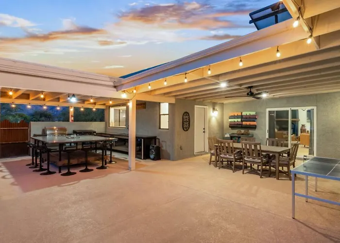 Private Luxury Gem W/ Pool & Near Mt. Lemmon! *
