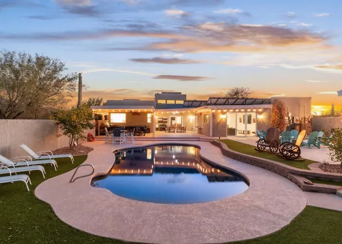 Holiday home Private Luxury Gem W/ Pool & Near Mt. Lemmon!