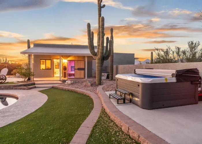 Private Luxury Gem W/ Pool & Near Mt. Lemmon! *
