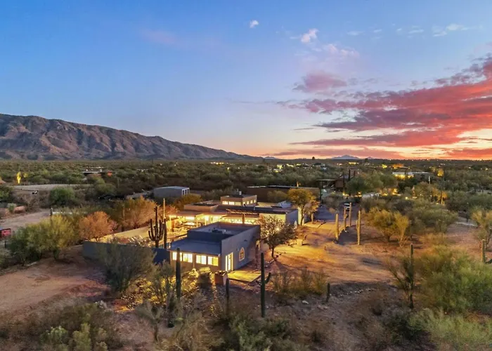 Private Luxury Gem W/ Pool & Near Mt. Lemmon!